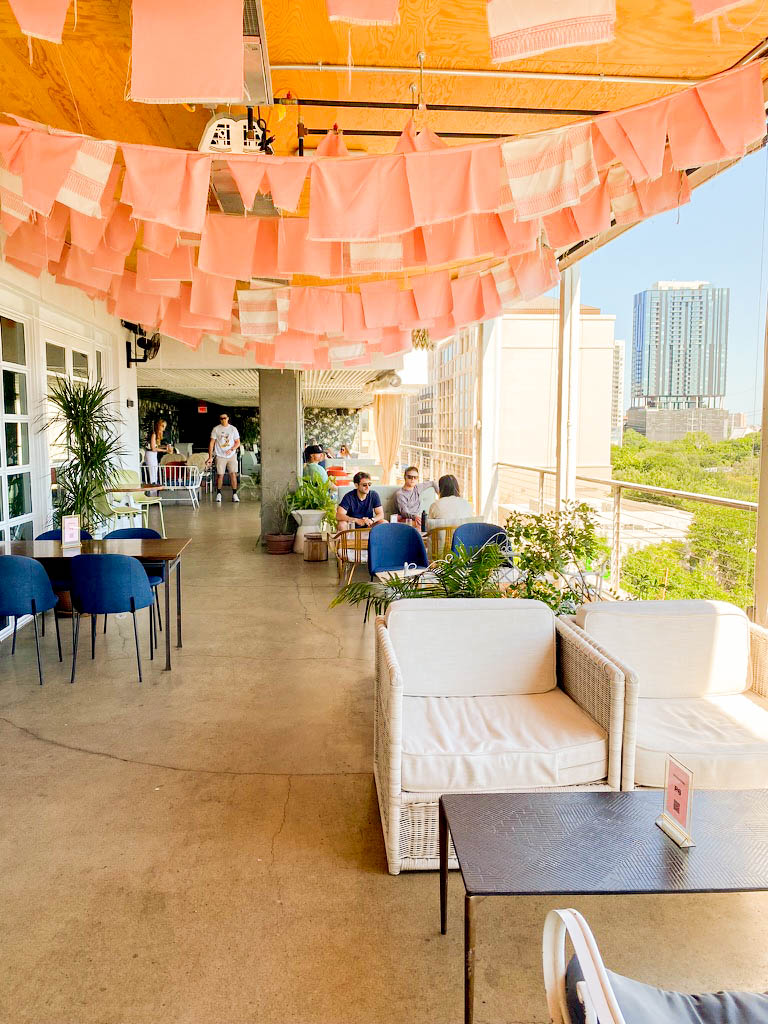 P6 Rooftop Bar in Austin