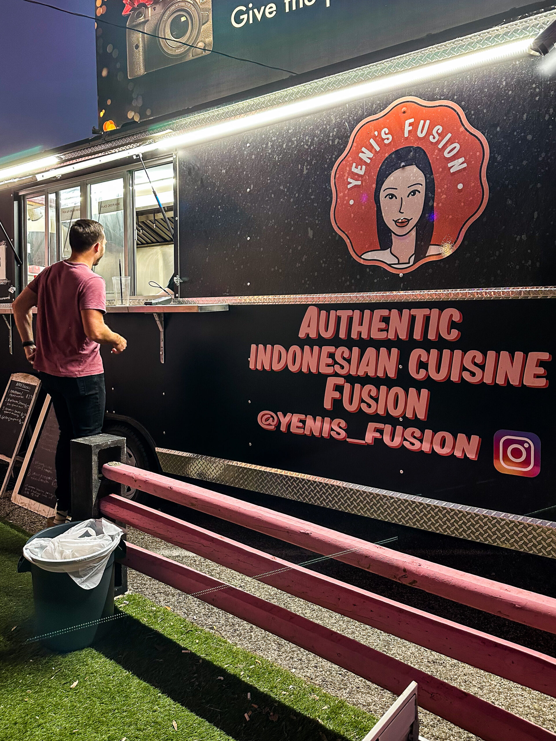 Yeni's food truck in Austin