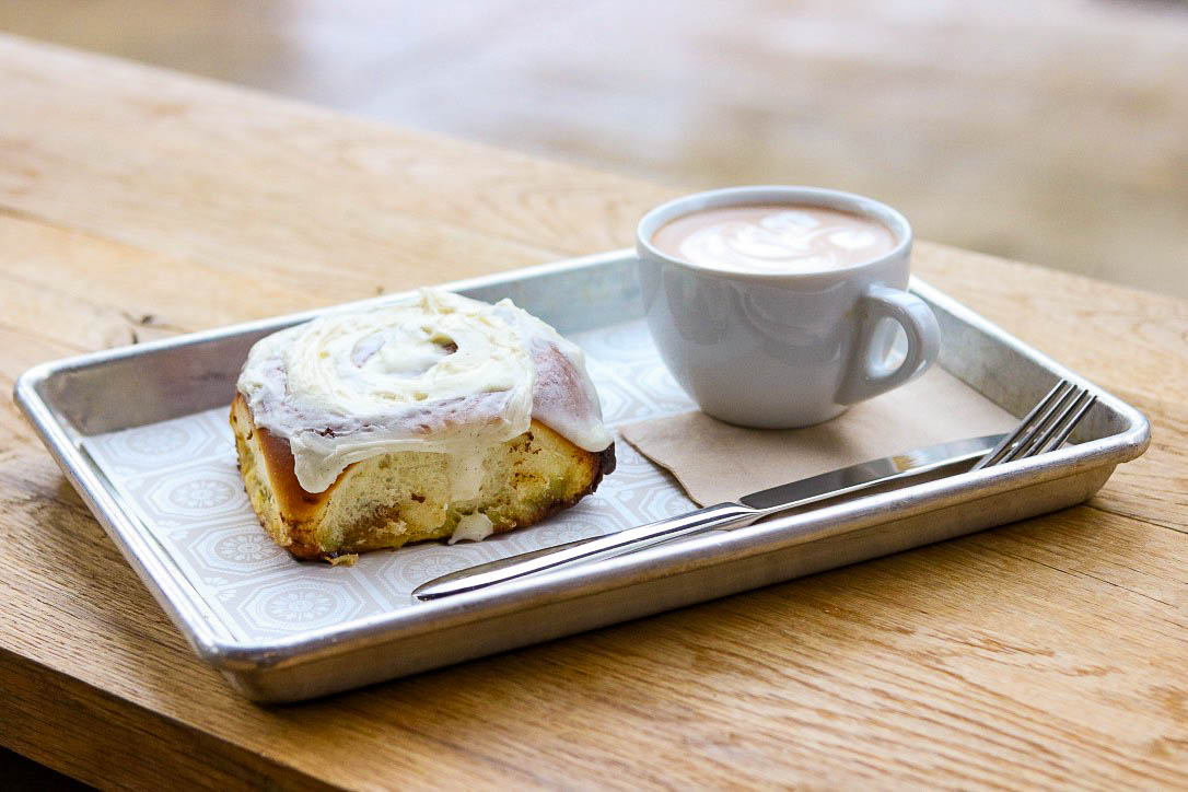 coffee shops with pastries in Austin
