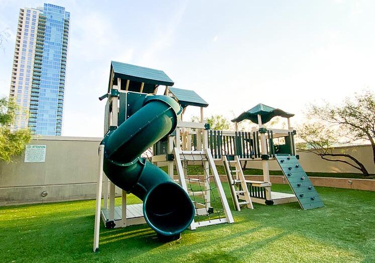 Austin restaurants with playgrounds | Whole Foods